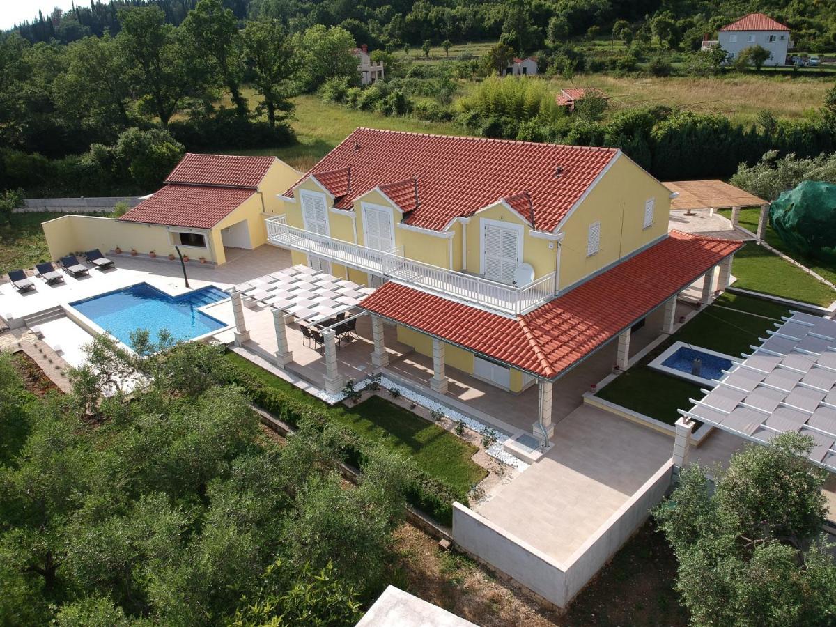 Villa Umbra Et Sol Gruda Extérieur photo
